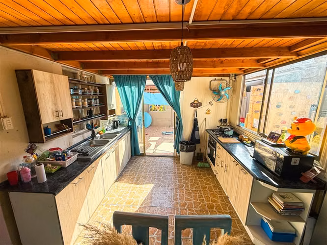 Casa Amplia 4D 2B + 3 Estac. Los Suspiros, San Bernardo