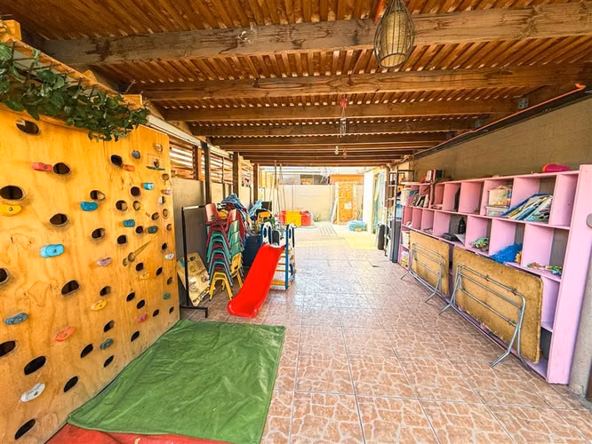 Casa Amplia 4D 2B + 3 Estac. Los Suspiros, San Bernardo