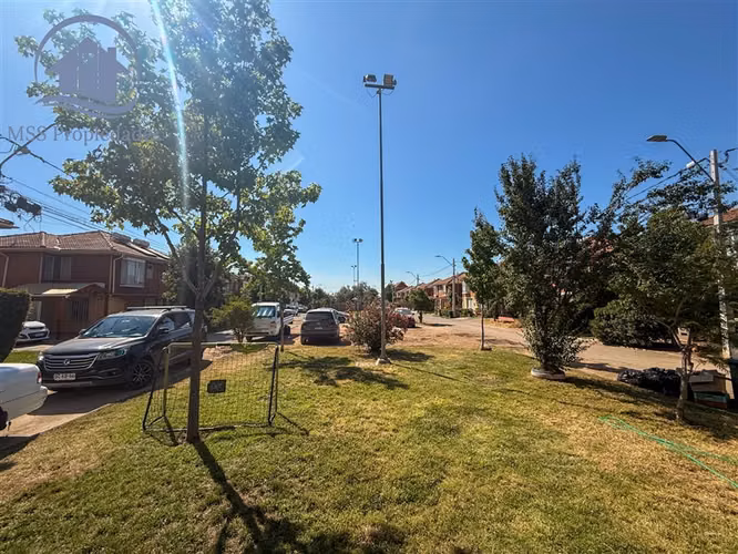 Casa 4D 4B en Condominio Cerrado 3 Estac. Puente Alto - Imagen 4