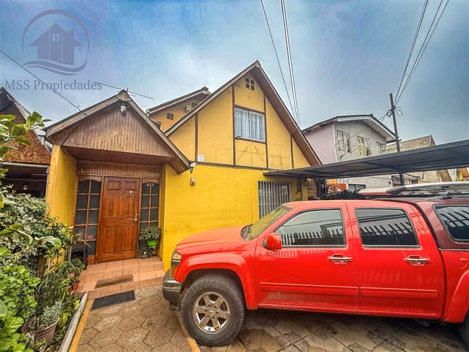 Casa en venta de 5D/2B en Puente Alto metro Las Mercedes