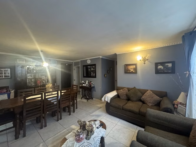 ¡Se vende amplia casa en Villa Macul! | Gran terreno y excelente ubicación