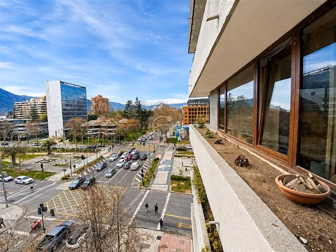 Departamento en venta de 4 dorm. en Vitacura