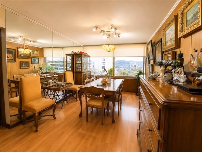 Departamento en venta de 4 dorm. en Vitacura