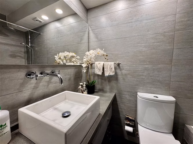 Amplio Depto 167m, 3 dorm + servicios y Vista Norte, Kennedy
