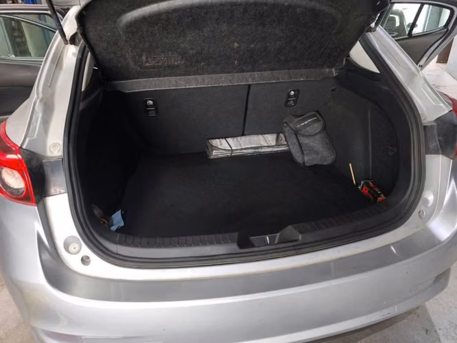 Vendo mi mazda 3 sport 2020