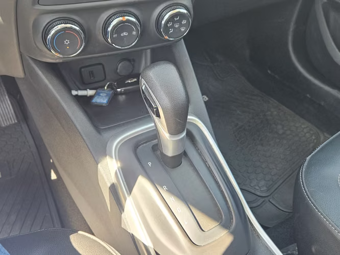 Chevrolet Tracker 1.2T LTZ R 4X2 AT 5P 2025 - Imagen 17
