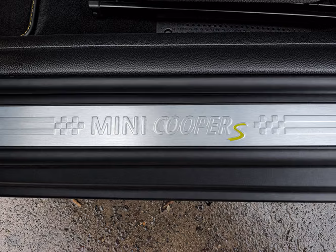 MINI COOPER SE HB AUT - 2024 | 2880