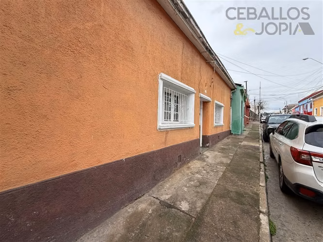 Casa en venta de 4 dorm. en Valparaíso