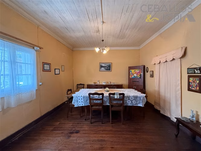 Casa en venta de 4 dorm. en Valparaíso