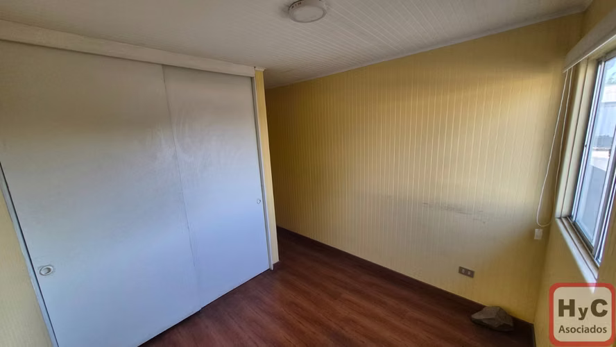 Arriendo oficinas en Quilicura 8 privados 9-B y 2- E metro lo Cruzat.
