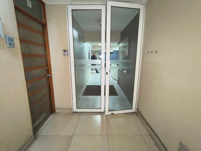 Se Arrienda Oficina Metro Alcántara Las Condes