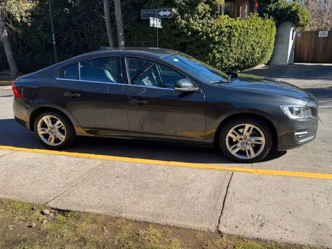VOLVO S60 D2 COMFORT - 2016 | 2820