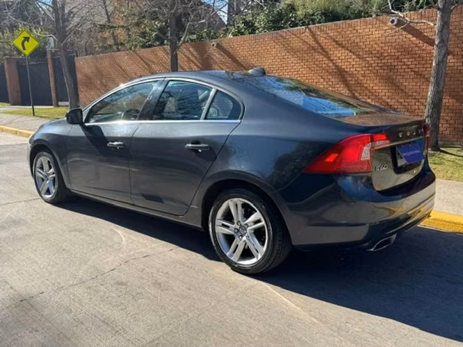 VOLVO S60 D2 COMFORT - 2016 | 2820