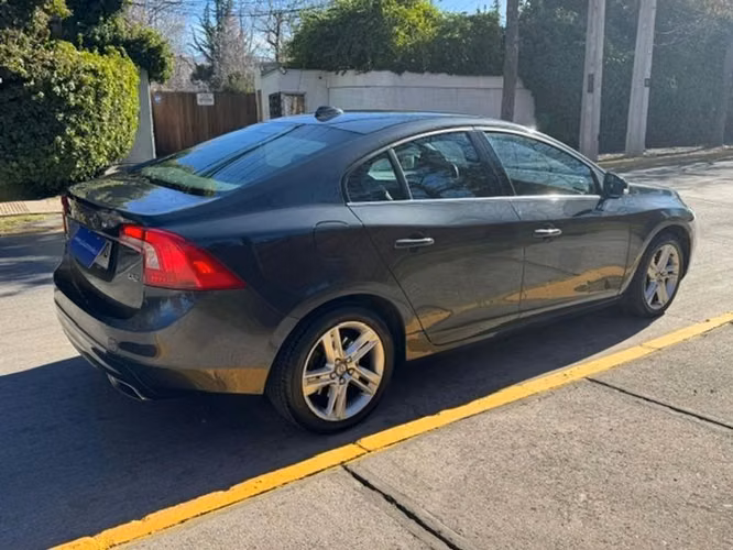 VOLVO S60 D2 COMFORT - 2016 | 2820