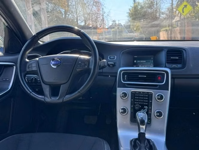 VOLVO S60 D2 COMFORT - 2016 | 2820