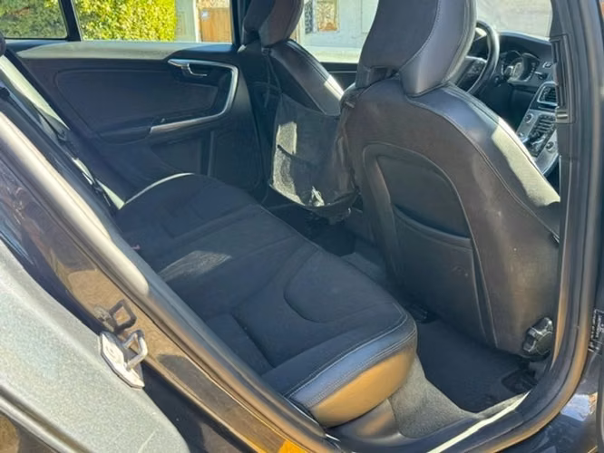 VOLVO S60 D2 COMFORT - 2016 | 2820