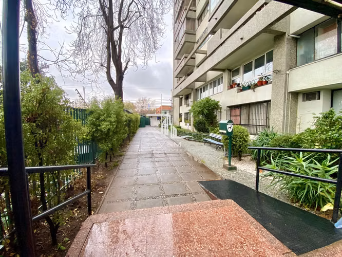 DEPARTAMENTO EN PROVIDENCIA TRES DORMITORIOS ARRIENDO