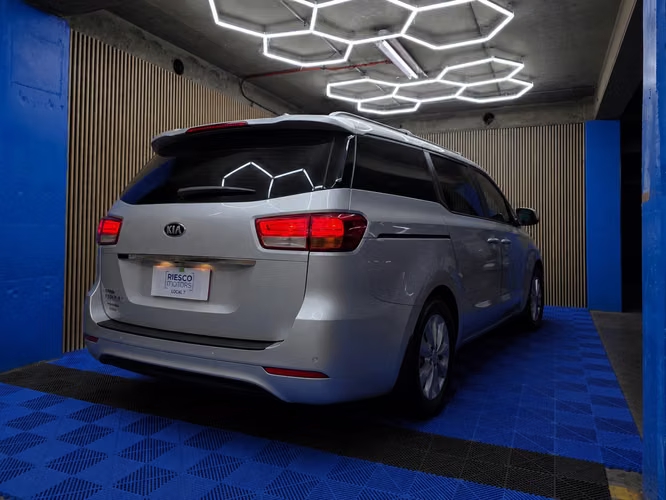 KIA Grand Carnival 3.3 AÑO 2018