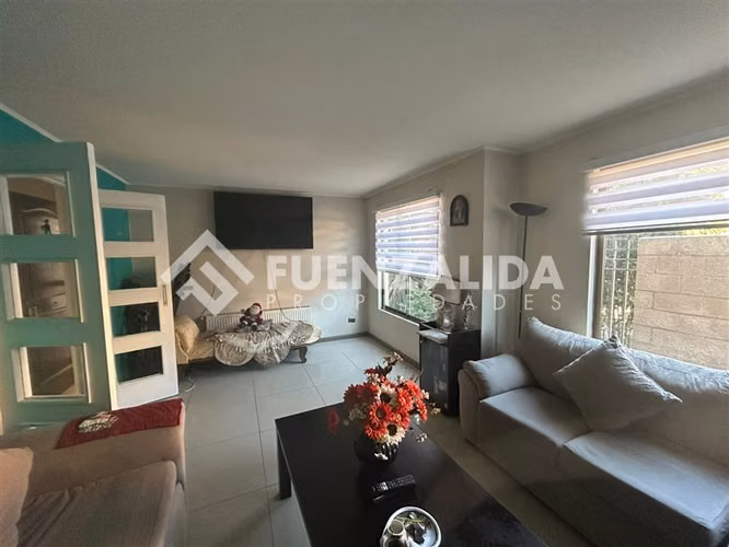 Casa en venta de 4D2B2E en Peñalolén