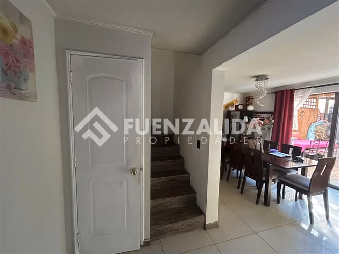 Casa en venta de 4D2B2E en Peñalolén
