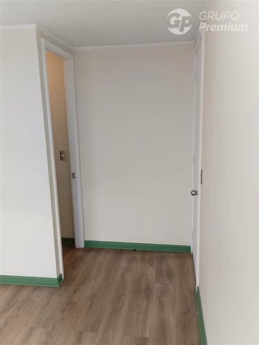 Iluminado Depto en venta de 2 dorm. en Est. Central