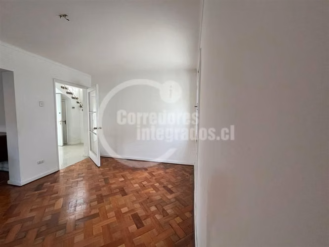 Casa en arriendo de 3 dorm. en Providencia - Imagen 4