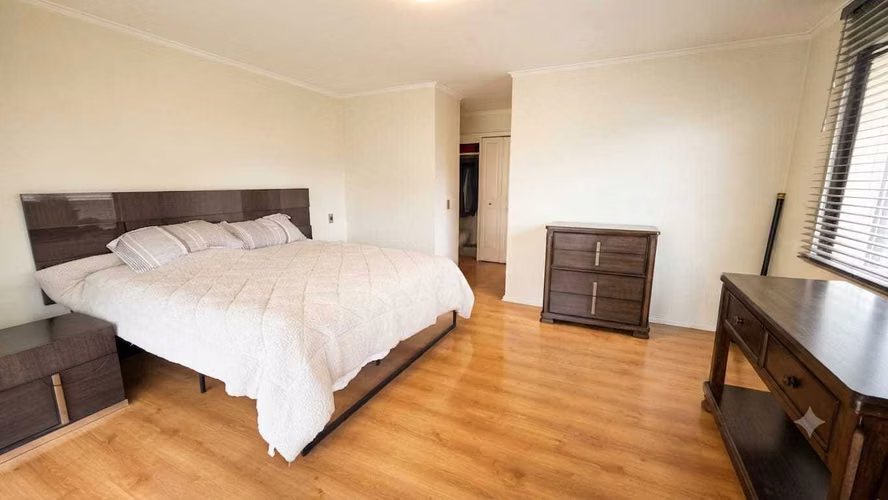 Exclusivo Departamento en El Golf 3 Dormitorios (177955)