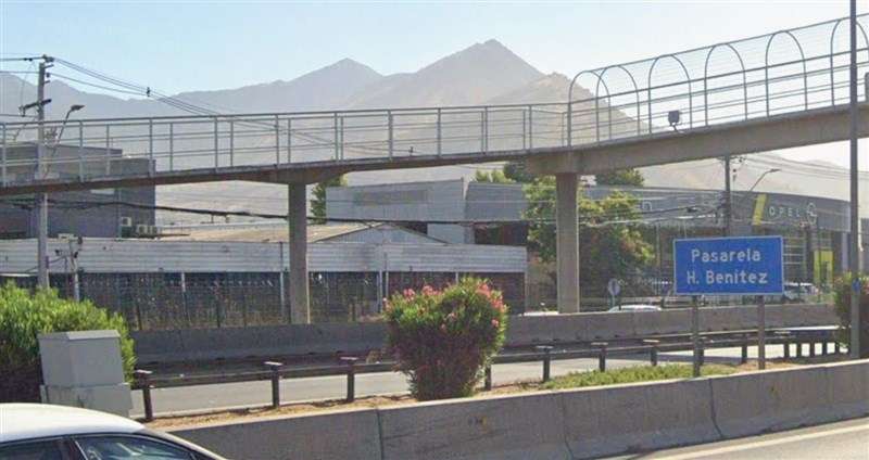 Oficina con amplia bodega sector El Rosal con Vespucio Norte
