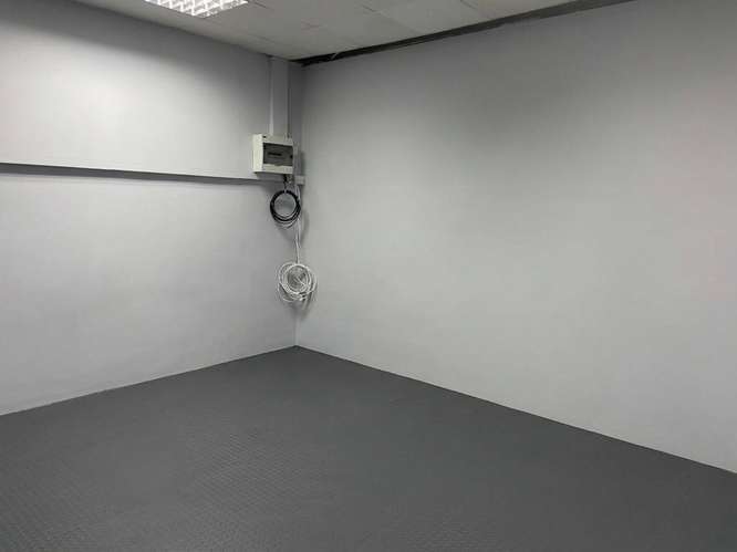 Local comercial en arriendo frente a Mall Arauco Maipú