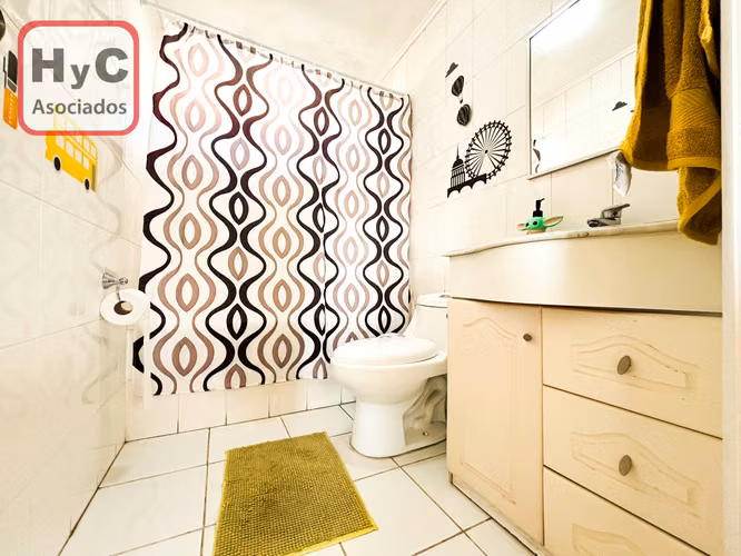 Casa Familiar en Viña del Mar Alto: 4 Dormitorios, 3 Baños + Estudio Independiente