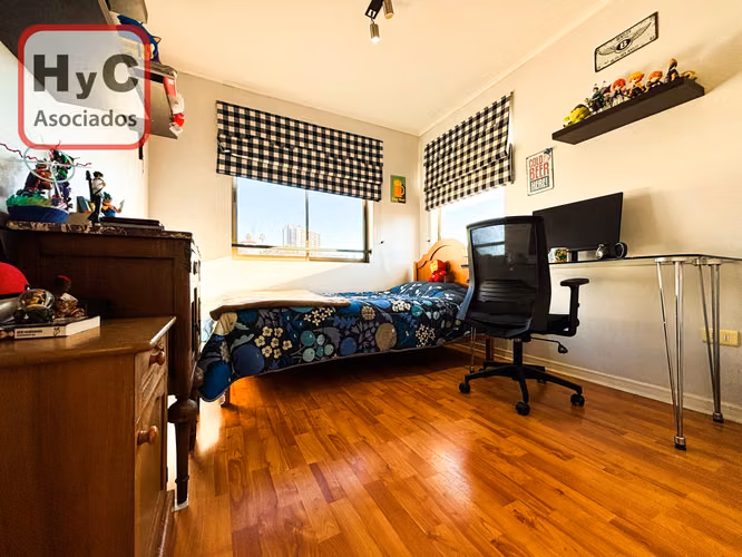 Casa Familiar en Viña del Mar Alto: 4 Dormitorios, 3 Baños + Estudio Independiente