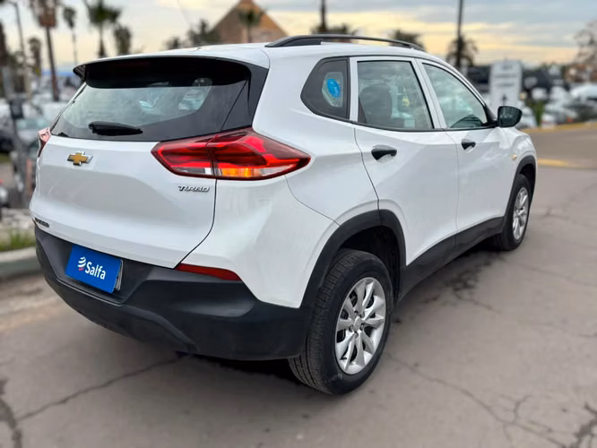 Chevrolet Tracker 1.2T LS FWD MT 5P 2022