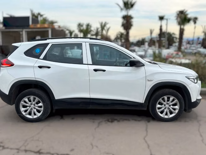 Chevrolet Tracker 1.2T LS FWD MT 5P 2022