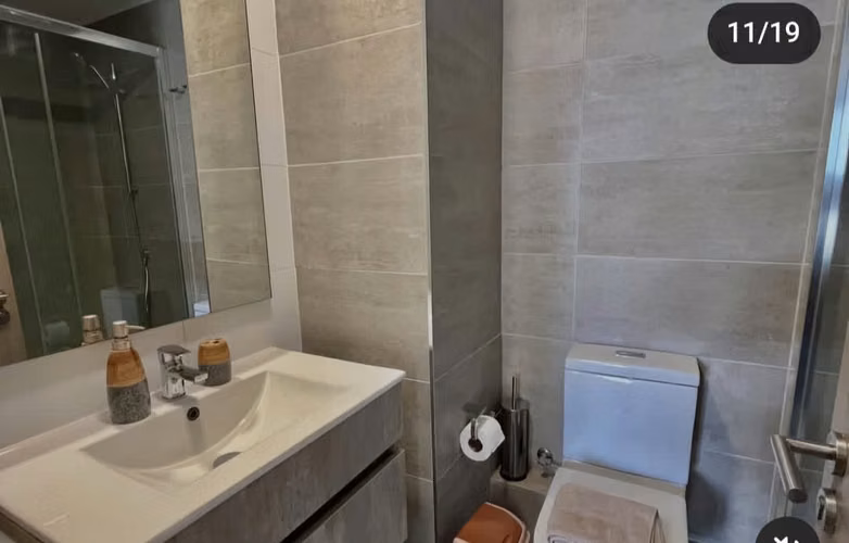 ARRIENDO AÑO CORRIDO 1 DORMITORIO SIN MUEBLES