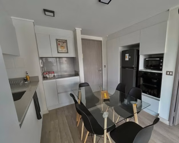 ARRIENDO AÑO CORRIDO 1 DORMITORIO SIN MUEBLES