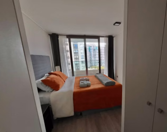 ARRIENDO AÑO CORRIDO 1 DORMITORIO SIN MUEBLES