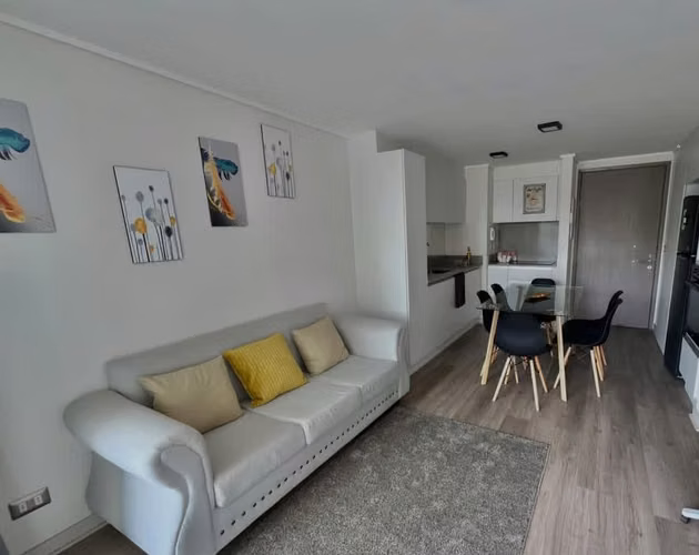 ARRIENDO AÑO CORRIDO 1 DORMITORIO SIN MUEBLES