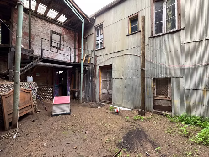 Casona tradicional en venta, Subida Ecuador, Valparaíso