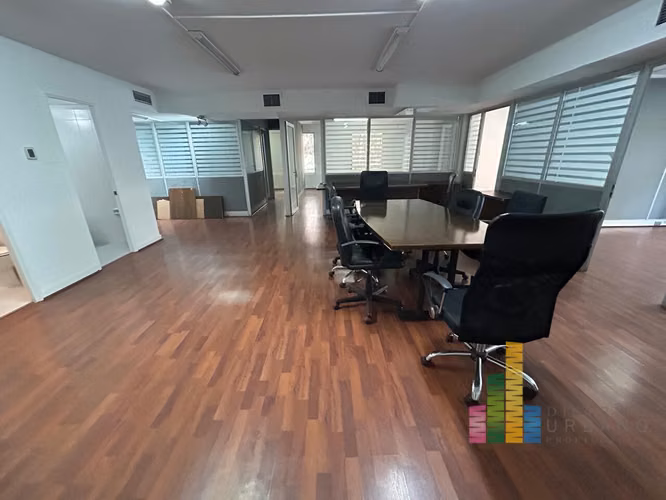 Excelente oficina de 134 m2 en El Golf