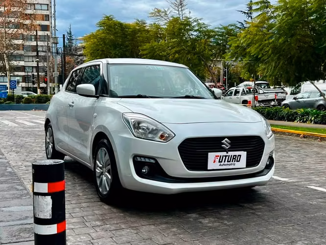 SUZUKI SWIFT 1.2 GLS - 2020 | 401