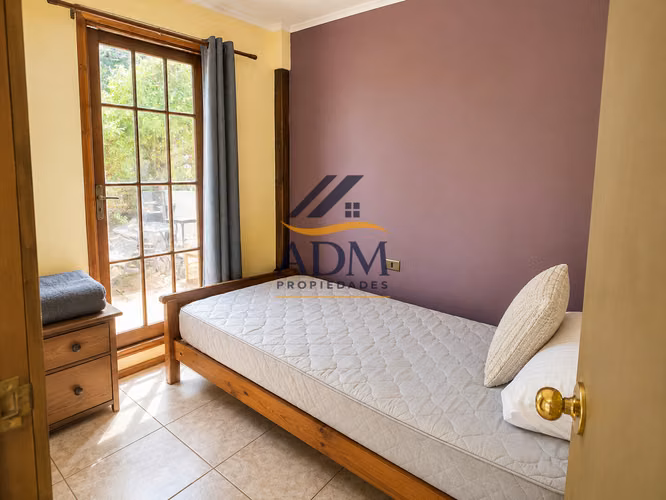  ¡Gran Oportunidad de Inversión en Olmué! Complejo Turístico con 2 Cabañas Independientes, Piscinas Privadas y Tinaja– Olmué