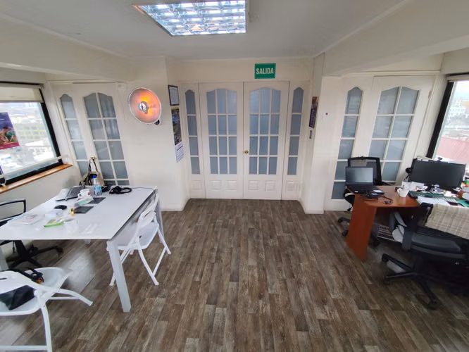 Amplia Oficina en arriendo 70 M2, centro Concepción.