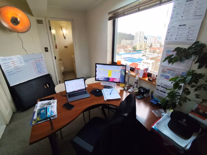 Amplia Oficina en arriendo 70 M2, centro Concepción.