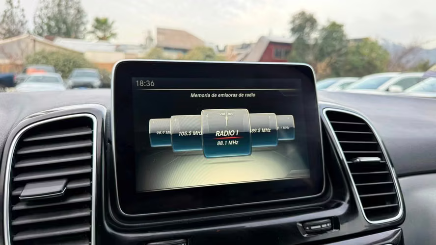 MERCEDES BENZ GLE 400 SPORT (2016)