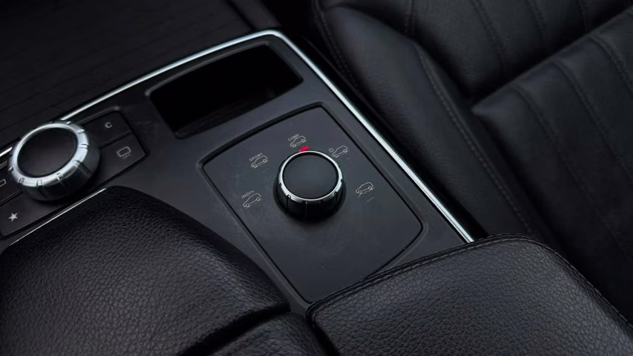 MERCEDES BENZ GLE 400 SPORT (2016)