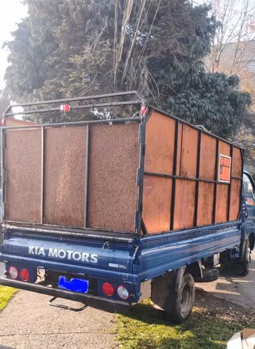 Camioneta Kia bongo lll