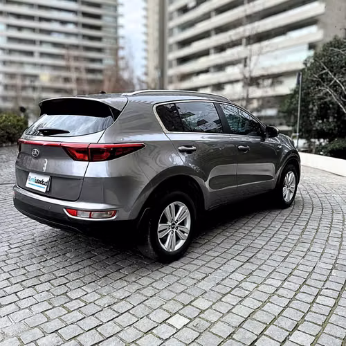 Kia Sportage LX 2.0 (2017)