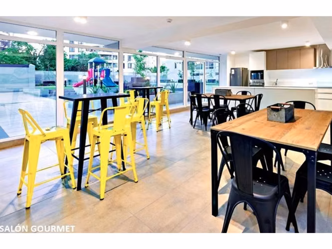 Departamento en VENTA de 1D 1B y Bodega con Excelente Vista en Macul