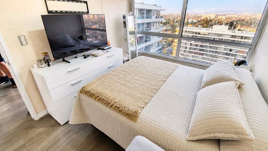 Departamento en VENTA de 1D 1B y Bodega con Excelente Vista en Macul