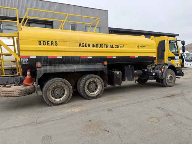 VOLVO VM 330 6X4 AÑO 2022 ALJIBE20M3 95.000KM